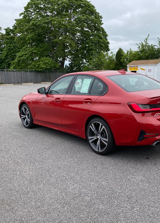 Sedan in damaged condition